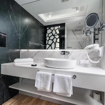 Love Sopot Residence מלון דירות